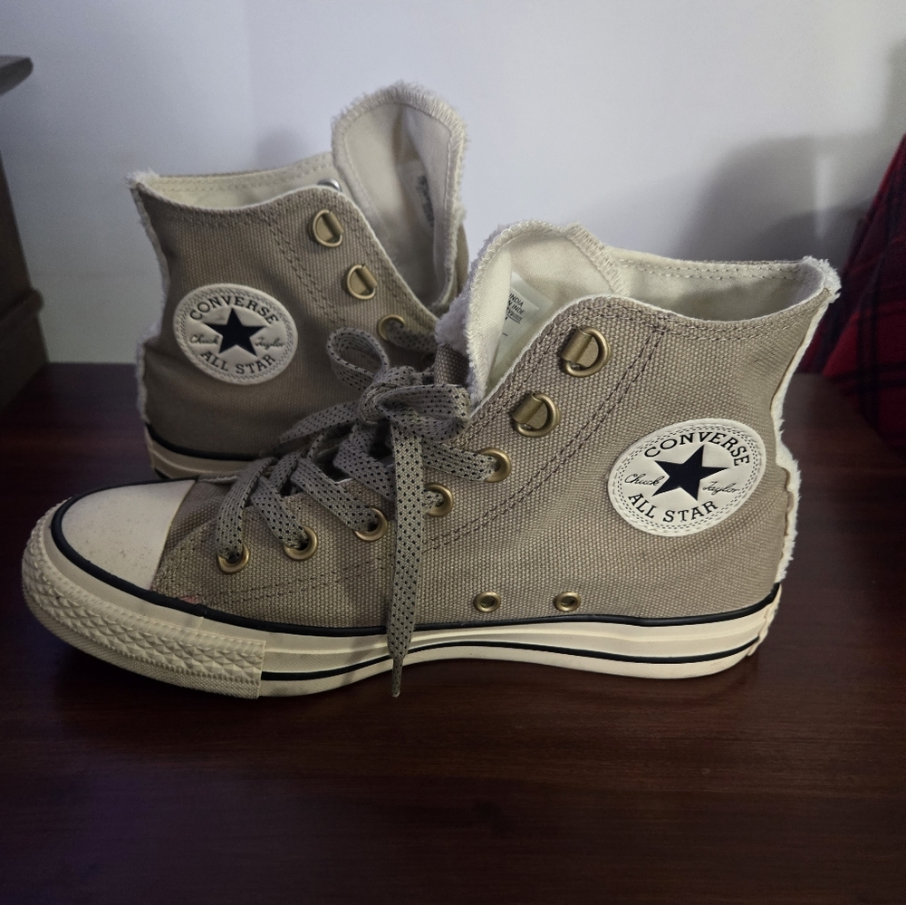 Converse Chuck Taylor All-Star Hi-Top Trainers 
